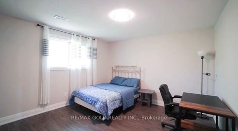 Photo 6 at 580 Gibb Street, Vanier, Oshawa