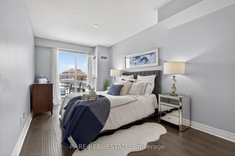 Photo 5 at 702 - 1801 Bayview Avenue, Leaside, Toronto