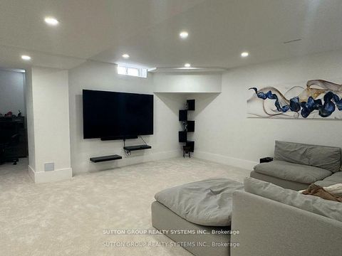 Photo 16 at 6807 Gracefield Drive W, Lisgar, Mississauga