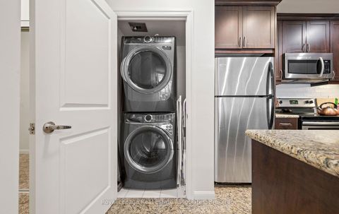 Photo 8 at 908 - 21 Grand Magazine Street, Niagara, Toronto