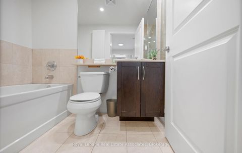 Photo 14 at 908 - 21 Grand Magazine Street, Niagara, Toronto