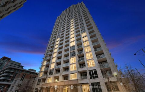 Photo 40 at 908 - 21 Grand Magazine Street, Niagara, Toronto