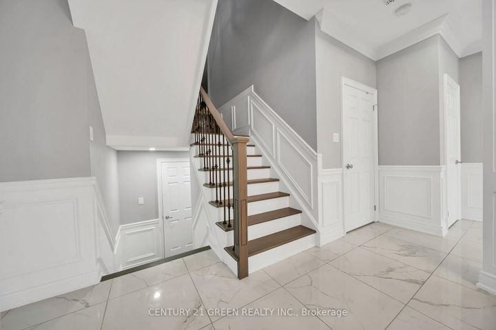 Photo 13 at 2561 Grand Oak Trail, WM Westmount, Oakville