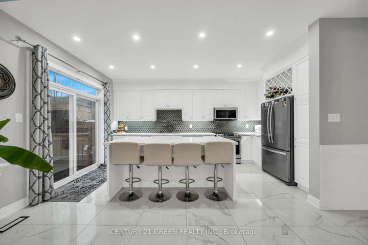 Photo 16 at 2561 Grand Oak Trail, WM Westmount, Oakville