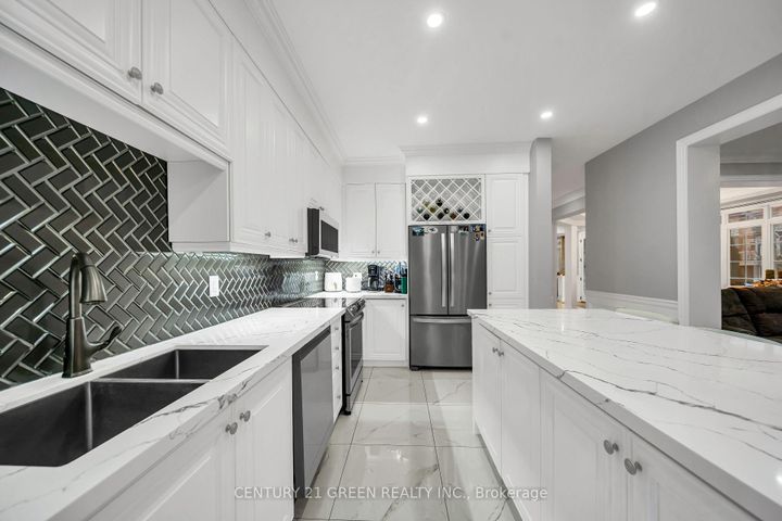 Photo 19 at 2561 Grand Oak Trail, WM Westmount, Oakville