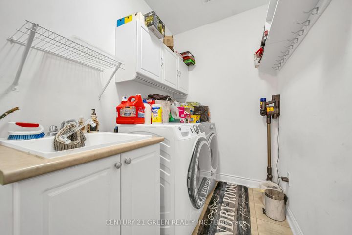 Photo 37 at 2561 Grand Oak Trail, WM Westmount, Oakville