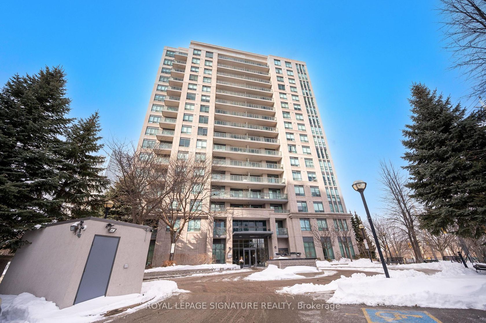 310 - 38 Fontenay Court, Humber Valley, Toronto photo number 2