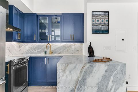 Photo 12 at Th22 - 6 Pirandello Street, Waterfront Communities C1, Toronto