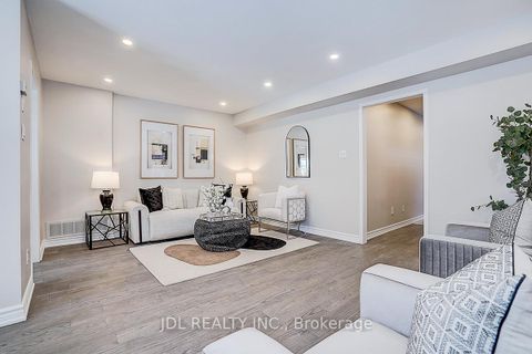 Photo 9 at 78 Norman Wesley Way, CFB, Toronto