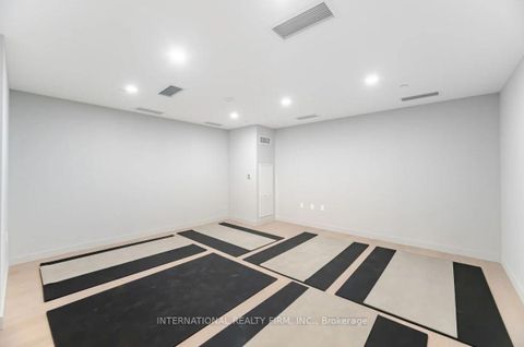 Photo 23 at 710 - 859 The Queensway, Queensway, Toronto