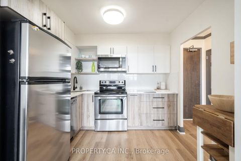 Photo 6 at 806 - 5949 Yonge Street, Newtonbrook East, Toronto