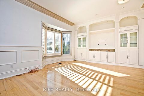 Photo 7 at 573 Old Orchard Grove, Nortown, Toronto