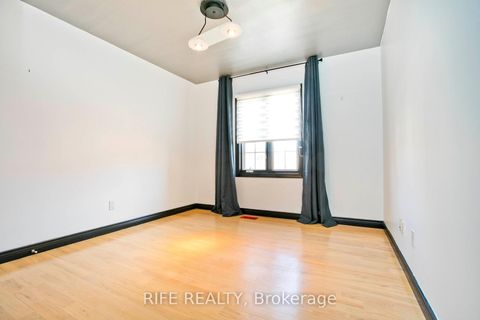 Photo 12 at 573 Old Orchard Grove, Nortown, Toronto