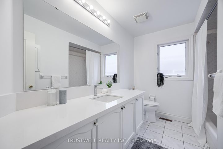 Photo 21 at 467 Pleasant Ridge Avenue, Patterson, Vaughan