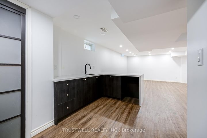 Photo 23 at 467 Pleasant Ridge Avenue, Patterson, Vaughan