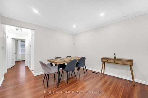 Photo 9 at 5 Hollingworth Drive, Dorset Park, Toronto