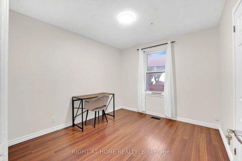 Photo 16 at 5 Hollingworth Drive, Dorset Park, Toronto