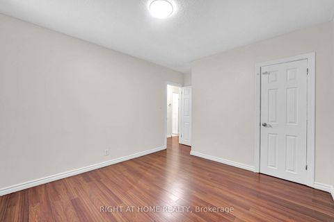 Photo 19 at 5 Hollingworth Drive, Dorset Park, Toronto
