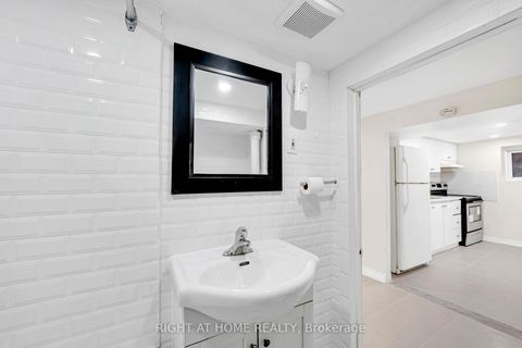 Photo 38 at 5 Hollingworth Drive, Dorset Park, Toronto