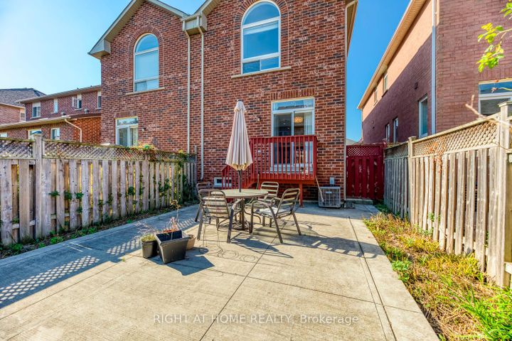 Photo 37 at 3402 Fountain Park Avenue, Churchill Meadows, Mississauga