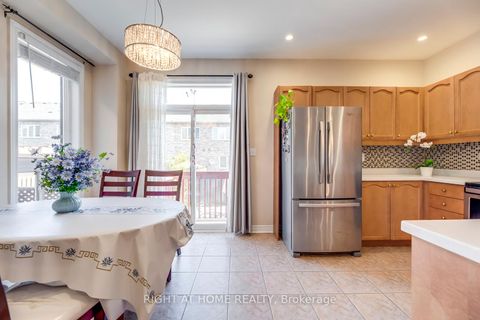 Photo 11 at 3402 Fountain Park Avenue, Churchill Meadows, Mississauga