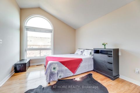 Photo 24 at 3402 Fountain Park Avenue, Churchill Meadows, Mississauga