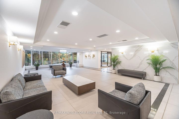 Photo 5 at 1107 - 22 Hanover Road, Queen Street Corridor, Brampton