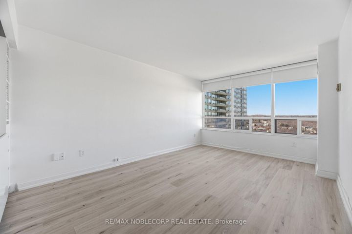 Photo 16 at 1107 - 22 Hanover Road, Queen Street Corridor, Brampton