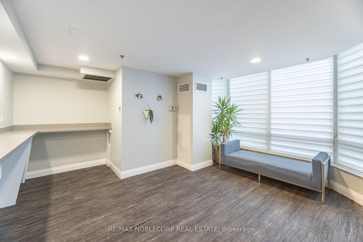 Photo 31 at 1107 - 22 Hanover Road, Queen Street Corridor, Brampton