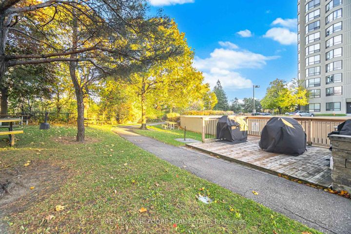 Photo 45 at 1107 - 22 Hanover Road, Queen Street Corridor, Brampton