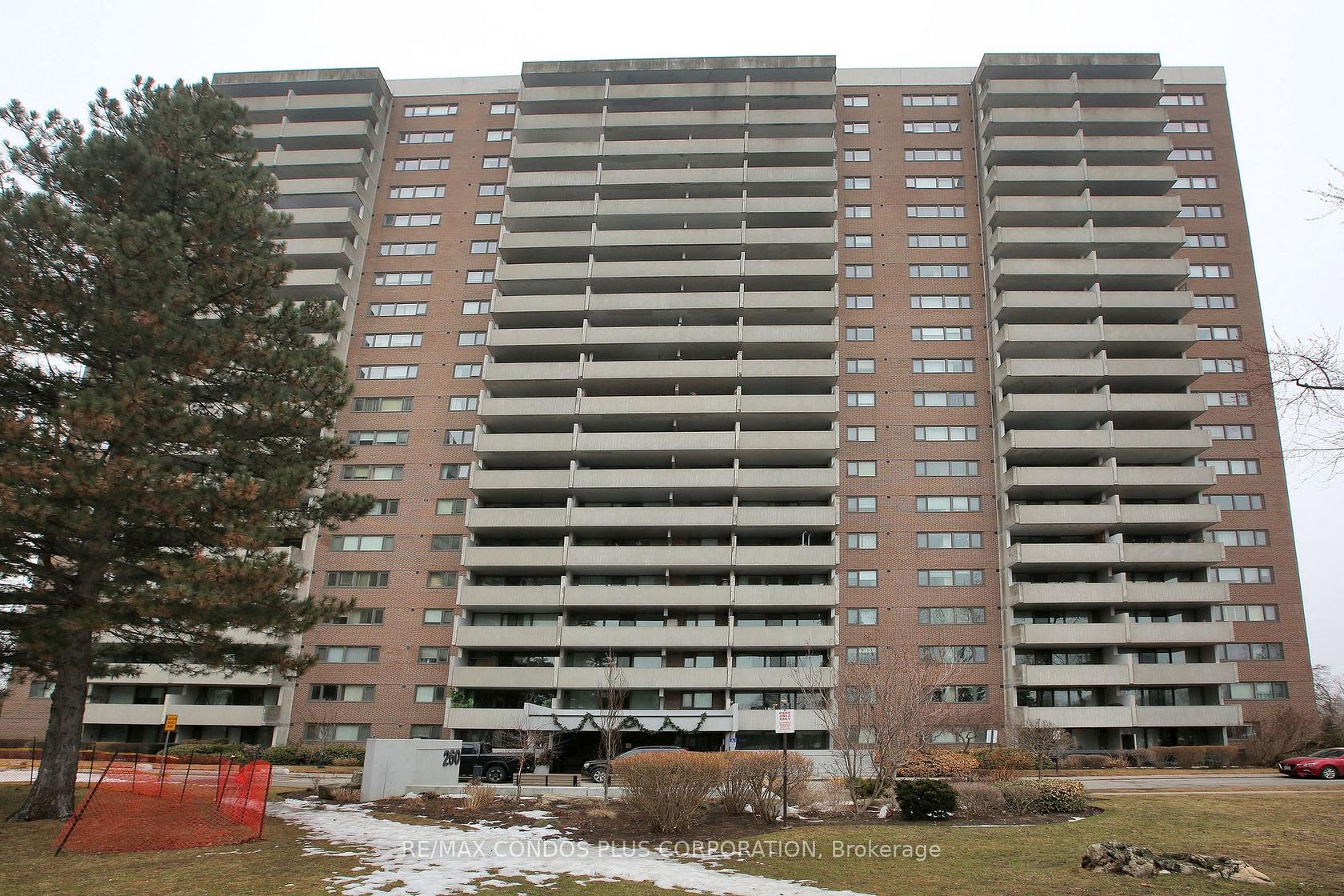 1605 - 260 Scarlett Road, Smythe, Toronto photo number 2