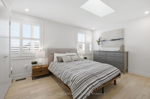 Photo 10 at 1029 - 75 Weldrick Road E, Observatory, Richmond Hill