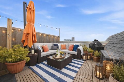 Photo 15 at 1029 - 75 Weldrick Road E, Observatory, Richmond Hill