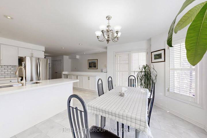 Photo 2 at 204B Finch Avenue E, Newtonbrook East, Toronto