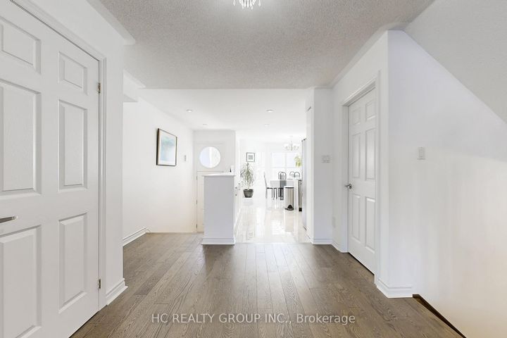 Photo 7 at 204B Finch Avenue E, Newtonbrook East, Toronto