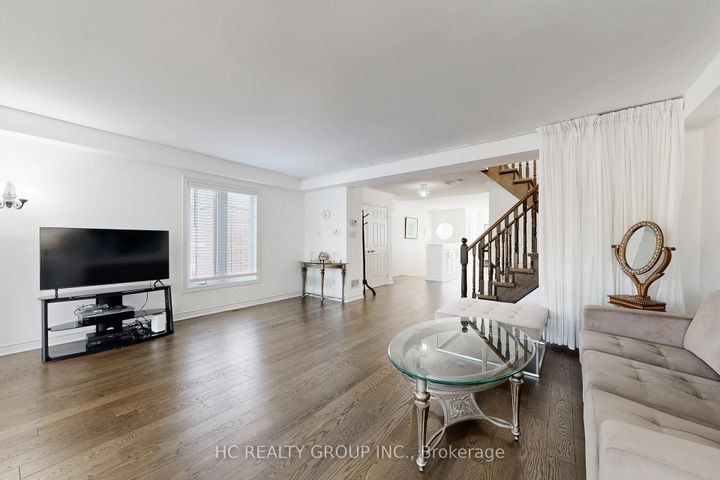 Photo 8 at 204B Finch Avenue E, Newtonbrook East, Toronto