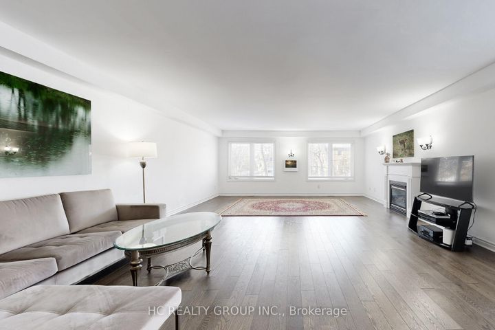 Photo 11 at 204B Finch Avenue E, Newtonbrook East, Toronto