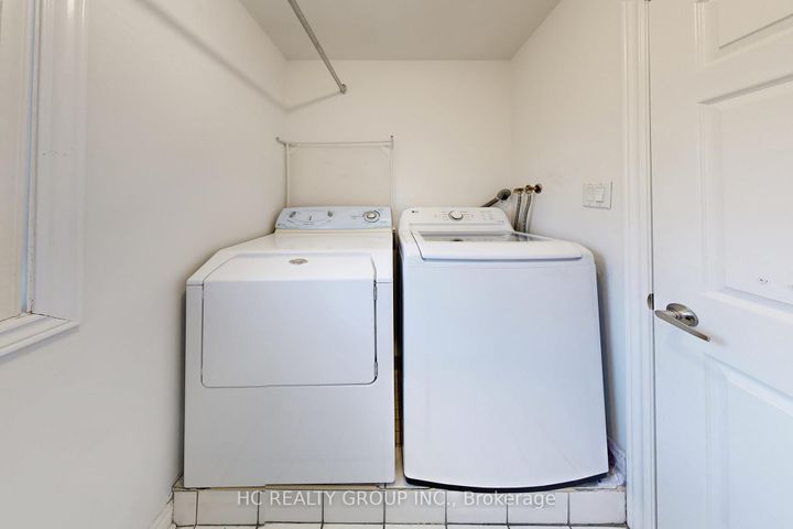 Photo 25 at 204B Finch Avenue E, Newtonbrook East, Toronto