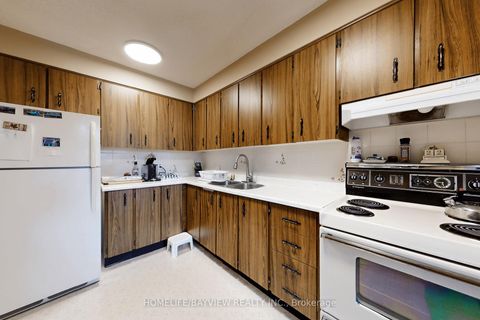 Photo 4 at 207 - 120 Elgin Street W, O'Neill, Oshawa