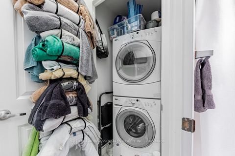 Photo 12 at 110 - 628 Fleet Street, Niagara, Toronto