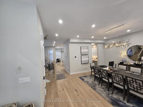 Photo 14 at 5 Norbury Crescent, Bendale, Toronto