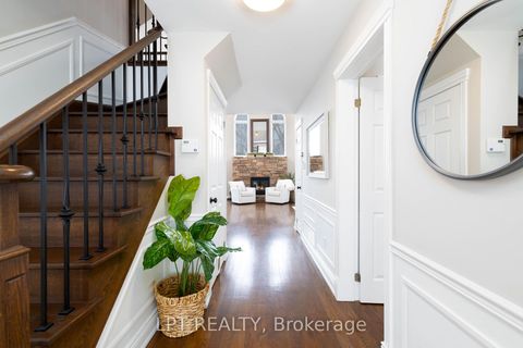 Photo 8 at 18 Canal Street, Keswick South, Georgina