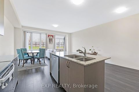 Photo 10 at 122 Turnberry Lane, Painswick South, Barrie