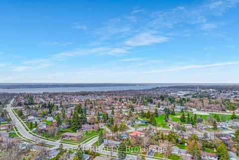 Photo 44 at 122 Turnberry Lane, Painswick South, Barrie