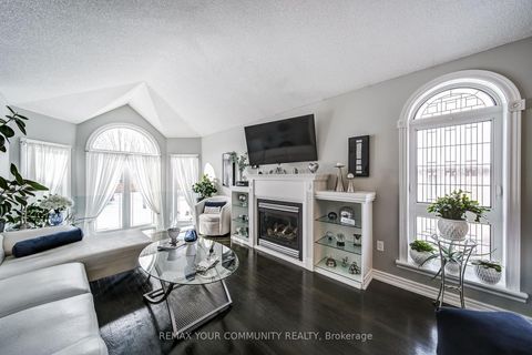 Photo 14 at 53 Highcastle Avenue, Keswick North, Georgina