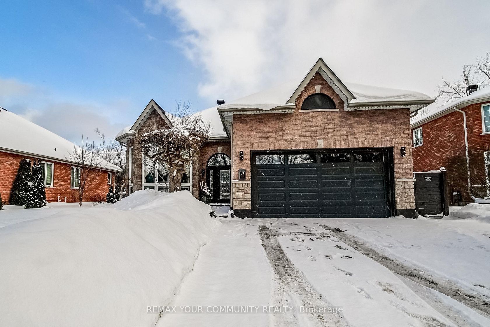 53 Highcastle Avenue, Keswick North, Georgina photo number 2