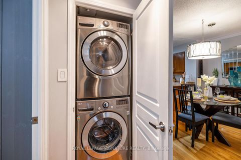 Photo 13 at 210 - 19 Northern Heights Drive, Langstaff, Richmond Hill