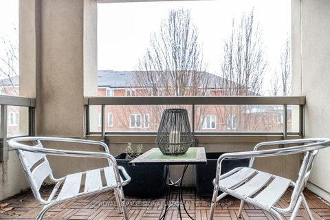 Photo 14 at 210 - 19 Northern Heights Drive, Langstaff, Richmond Hill