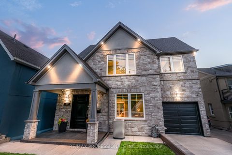 Photo 0 at 372 Silverthorn Avenue, Eglinton West, Toronto