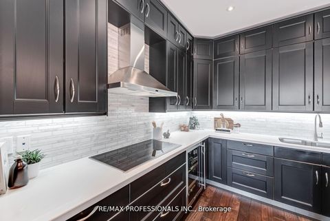 Photo 8 at 372 Silverthorn Avenue, Eglinton West, Toronto